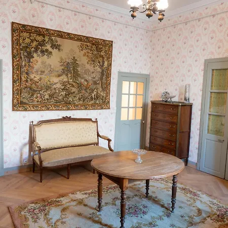 Bed & Breakfast Chateau De Gard *